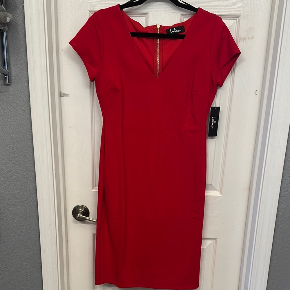 Lulu's Red V-Neck Dress with full zipper on the back
